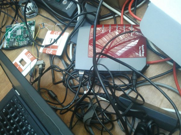 Router auf dem Freifunk-Tisch